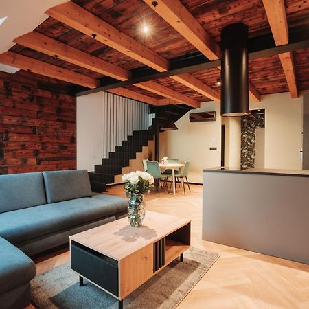 Hviezdoslavova Apartments, Trnava Centre, Parking Available المظهر الخارجي الصورة