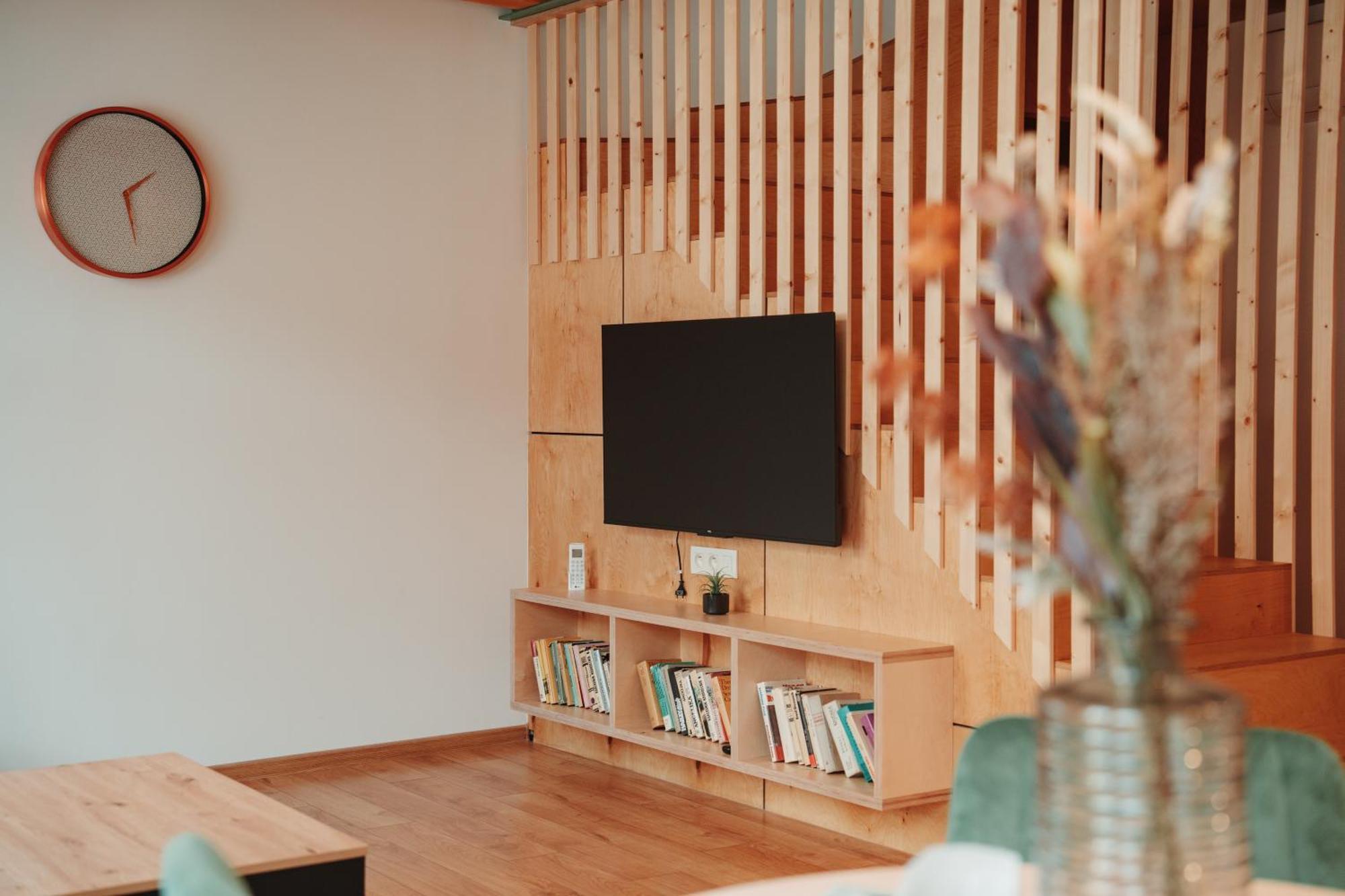 Hviezdoslavova Apartments, Trnava Centre, Parking Available المظهر الخارجي الصورة