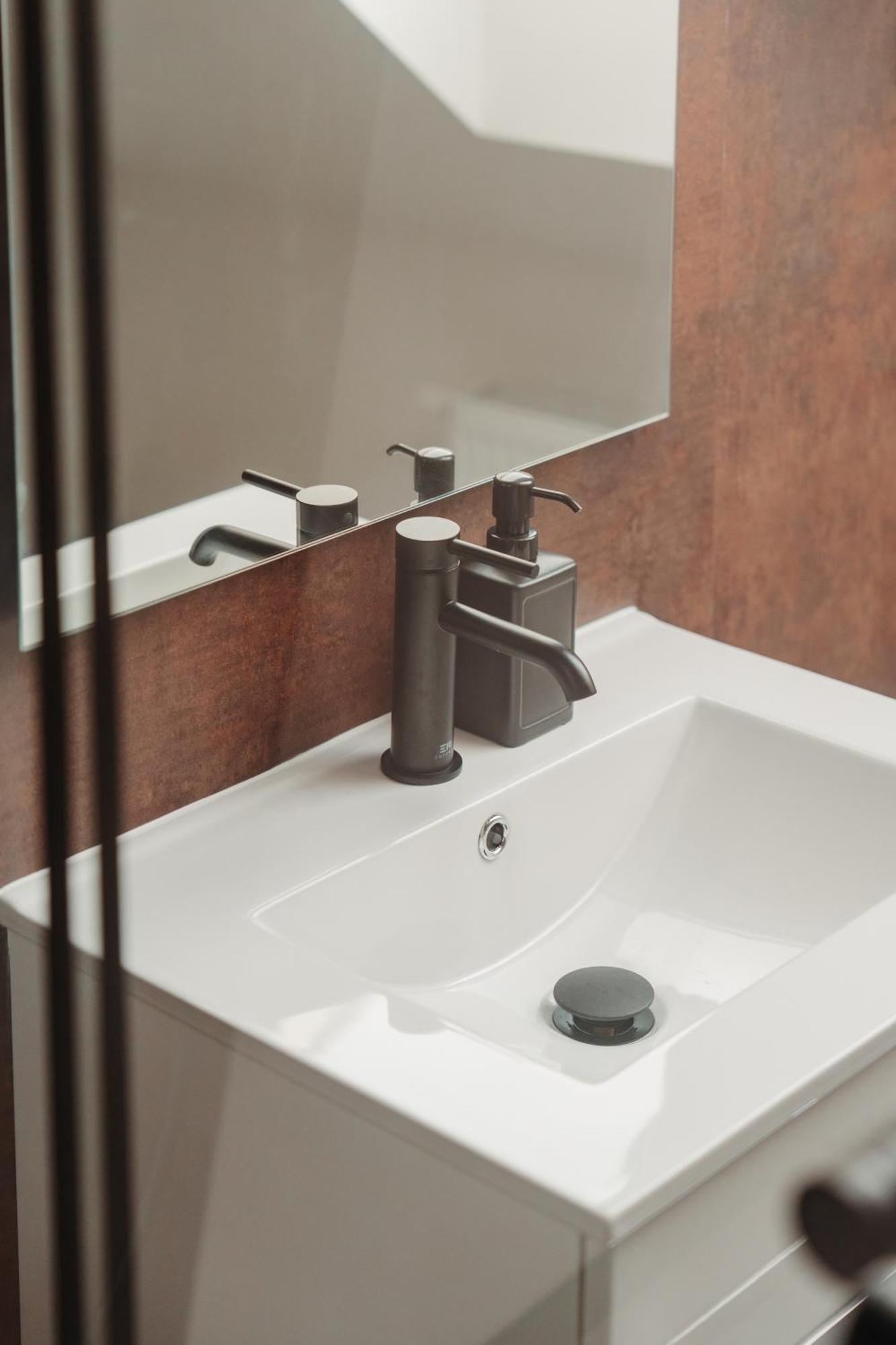 Hviezdoslavova Apartments, Trnava Centre, Parking Available المظهر الخارجي الصورة