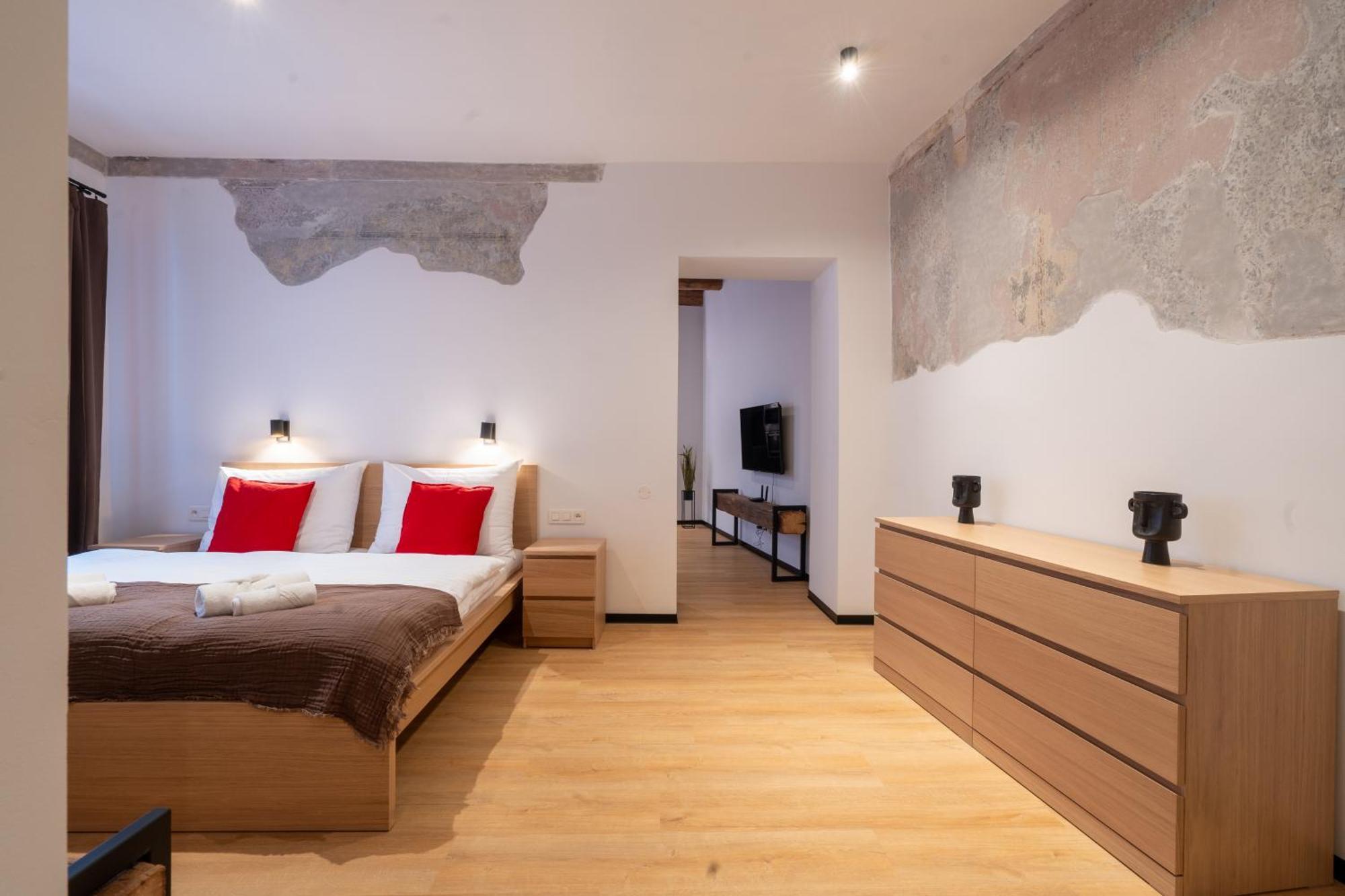 Hviezdoslavova Apartments, Trnava Centre, Parking Available المظهر الخارجي الصورة